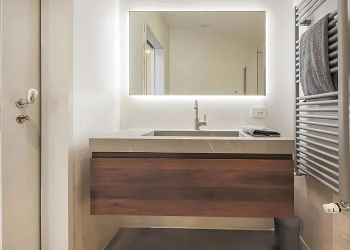 Florence- Vasari Luxury With View דירה *