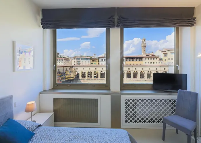 Florence- Vasari Luxury With View