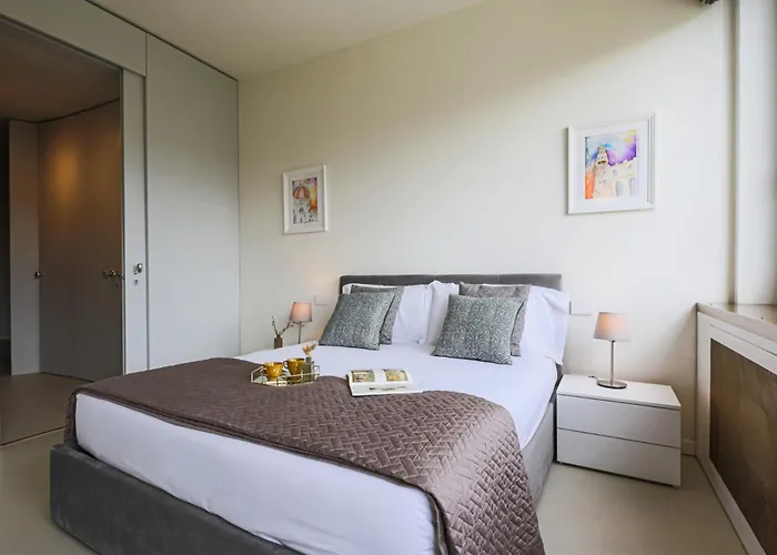 Florence- Vasari Luxury With View פירנצה